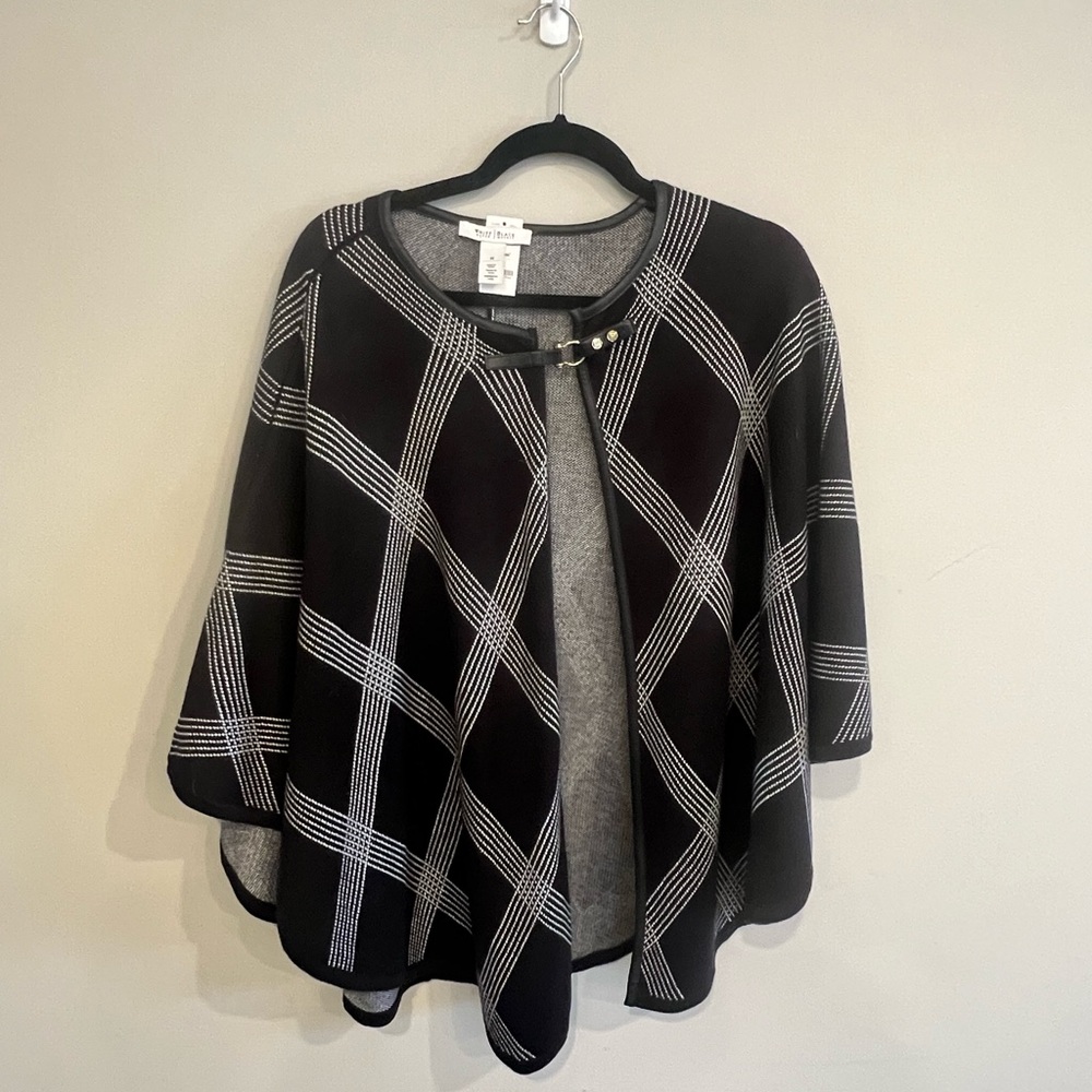 NWT! White House Black Market Cape!